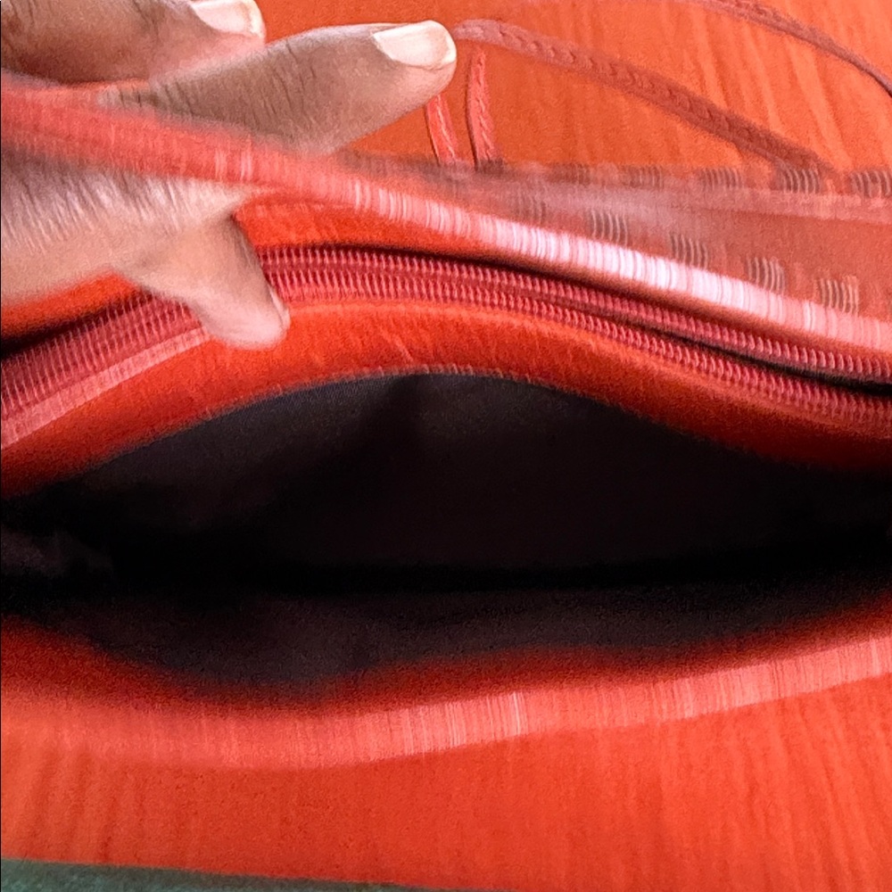 Cole Haan Neo Vintage early 2,000’s Leather Shoulder Bag - Picture 8 of 8